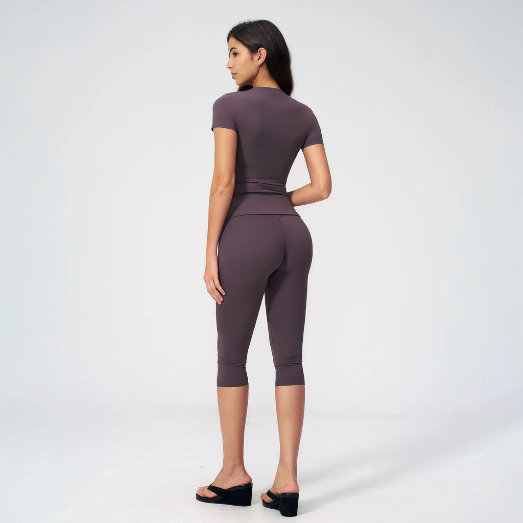 Women'S 2 Piece Capri Set, Slim Fit Short Sleeve T-Shirt and High Waist Leggings, Tummy Control Butt Lifting Polyester Activewear for Gym Yoga, Two Piece Set